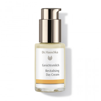 Dr. Hauschka Revitalising Day Cream 30 ml: revives dry skin Dr. Hauschka Revitalising Day Cream