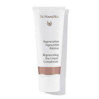 Dr. Hauschka Regenerating Day Cream Complexion