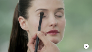 Dr. Hauschka Tutorial: Perfect Flick Dr. Hauschka Tutorial: Perfect Flick